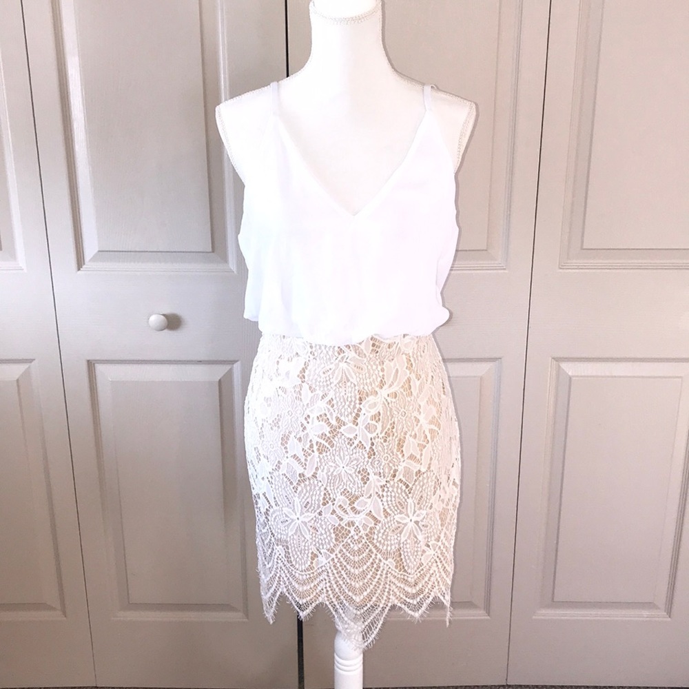 Elegant & Fun white lace dress
